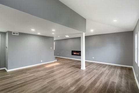 Tiny photo for 42425 N Park Lane E, Antioch, IL 60002 (MLS # 12469254)