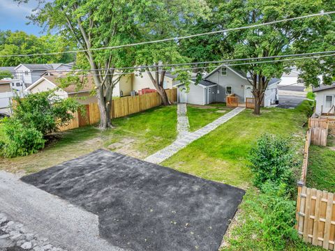 Tiny photo for 42425 N Park Lane E, Antioch, IL 60002 (MLS # 12469254)