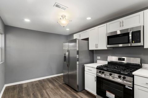 Tiny photo for 42425 N Park Lane E, Antioch, IL 60002 (MLS # 12469254)