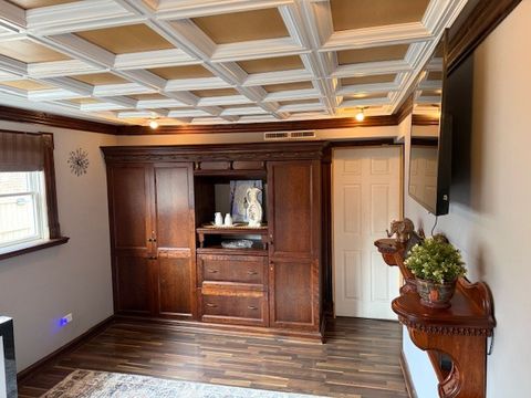 Tiny photo for 129 E Victoria Drive, Northlake, IL 60164 (MLS # 12557429)