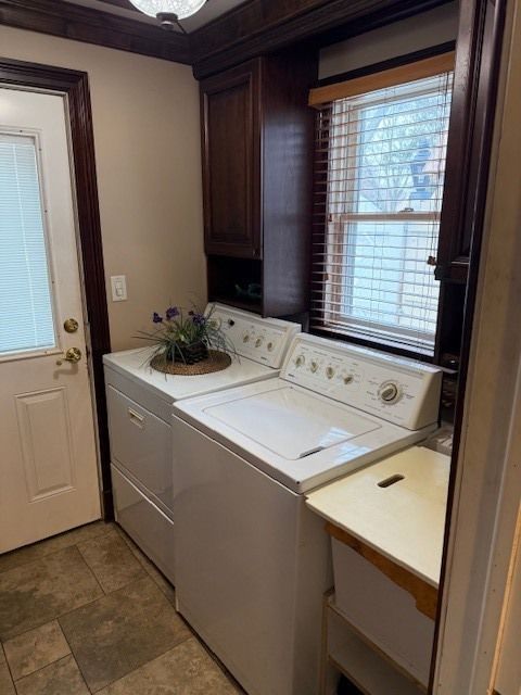 Tiny photo for 129 E Victoria Drive, Northlake, IL 60164 (MLS # 12557429)