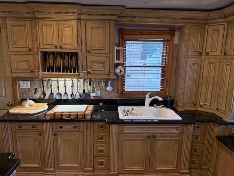 Tiny photo for 129 E Victoria Drive, Northlake, IL 60164 (MLS # 12557429)