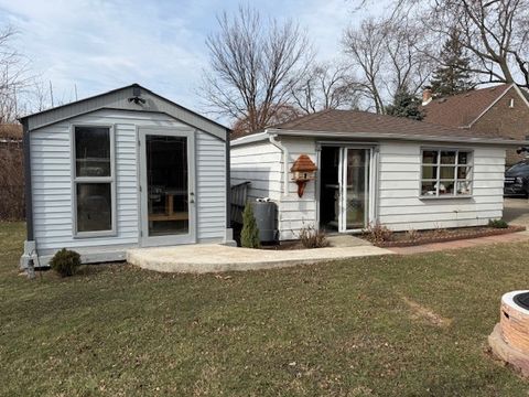 Tiny photo for 129 E Victoria Drive, Northlake, IL 60164 (MLS # 12557429)