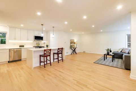 Tiny photo for 832 N Delphia Avenue, Park Ridge, IL 60068 (MLS # 12542224)