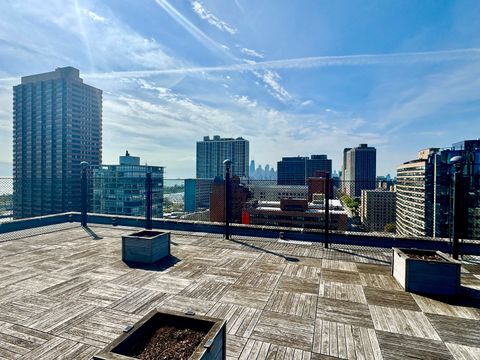 Tiny photo for 360 W Wellington Avenue #15D, Chicago, IL 60657 (MLS # 12619153)