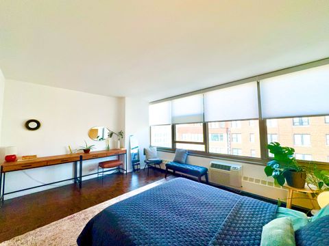 Tiny photo for 360 W Wellington Avenue #15D, Chicago, IL 60657 (MLS # 12619153)