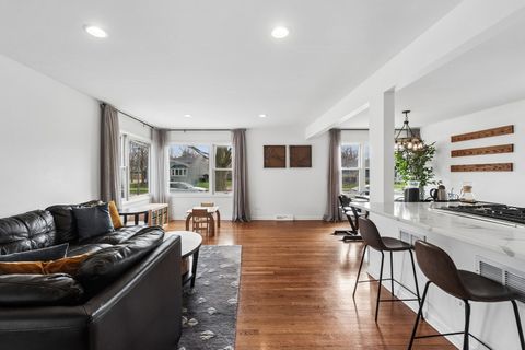 Tiny photo for 838 S Saylor Avenue, Elmhurst, IL 60126 (MLS # 12607576)