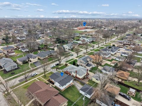 Tiny photo for 838 S Saylor Avenue, Elmhurst, IL 60126 (MLS # 12607576)