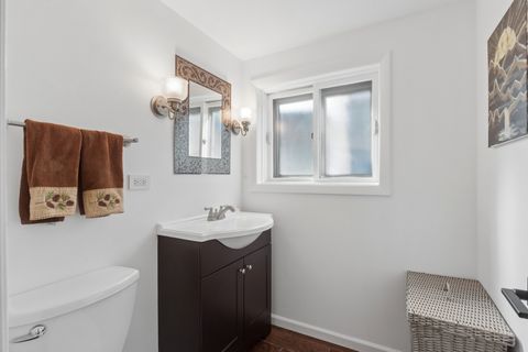 Tiny photo for 838 S Saylor Avenue, Elmhurst, IL 60126 (MLS # 12607576)