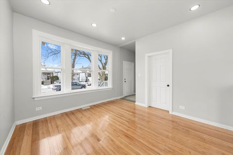 Tiny photo for 8633 S Union Avenue, Chicago, IL 60620 (MLS # 12600899)