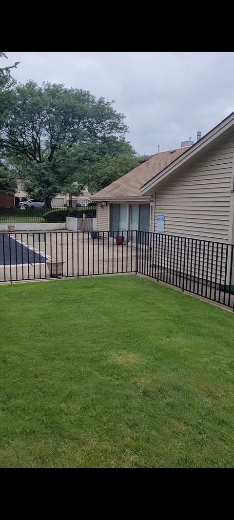 Tiny photo for 18622 Golfview Drive, Hazel Crest, IL 60429 (MLS # 12488325)