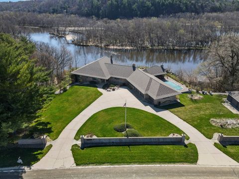 Single Family Residence in Portage WI N5040 County Road U.jpg