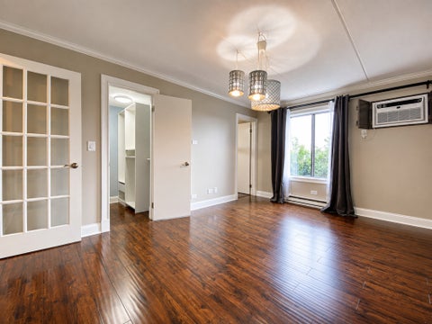 Tiny photo for 621 N Briar Hill Lane #4, Addison, IL 60101 (MLS # 12715085)