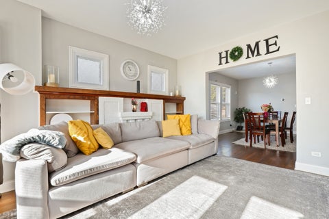 Tiny photo for 10114 S Peoria Street, Chicago, IL 60643 (MLS # 12657754)