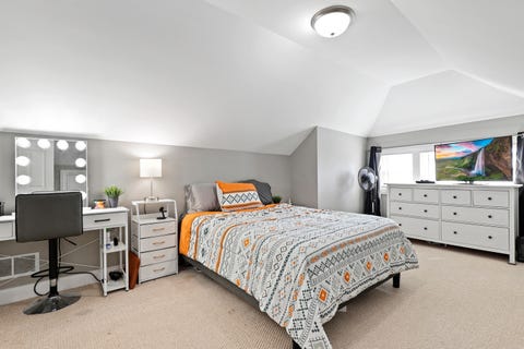 Tiny photo for 10114 S Peoria Street, Chicago, IL 60643 (MLS # 12657754)