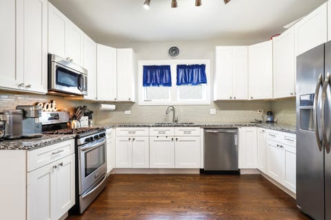 Tiny photo for 10114 S Peoria Street, Chicago, IL 60643 (MLS # 12657754)
