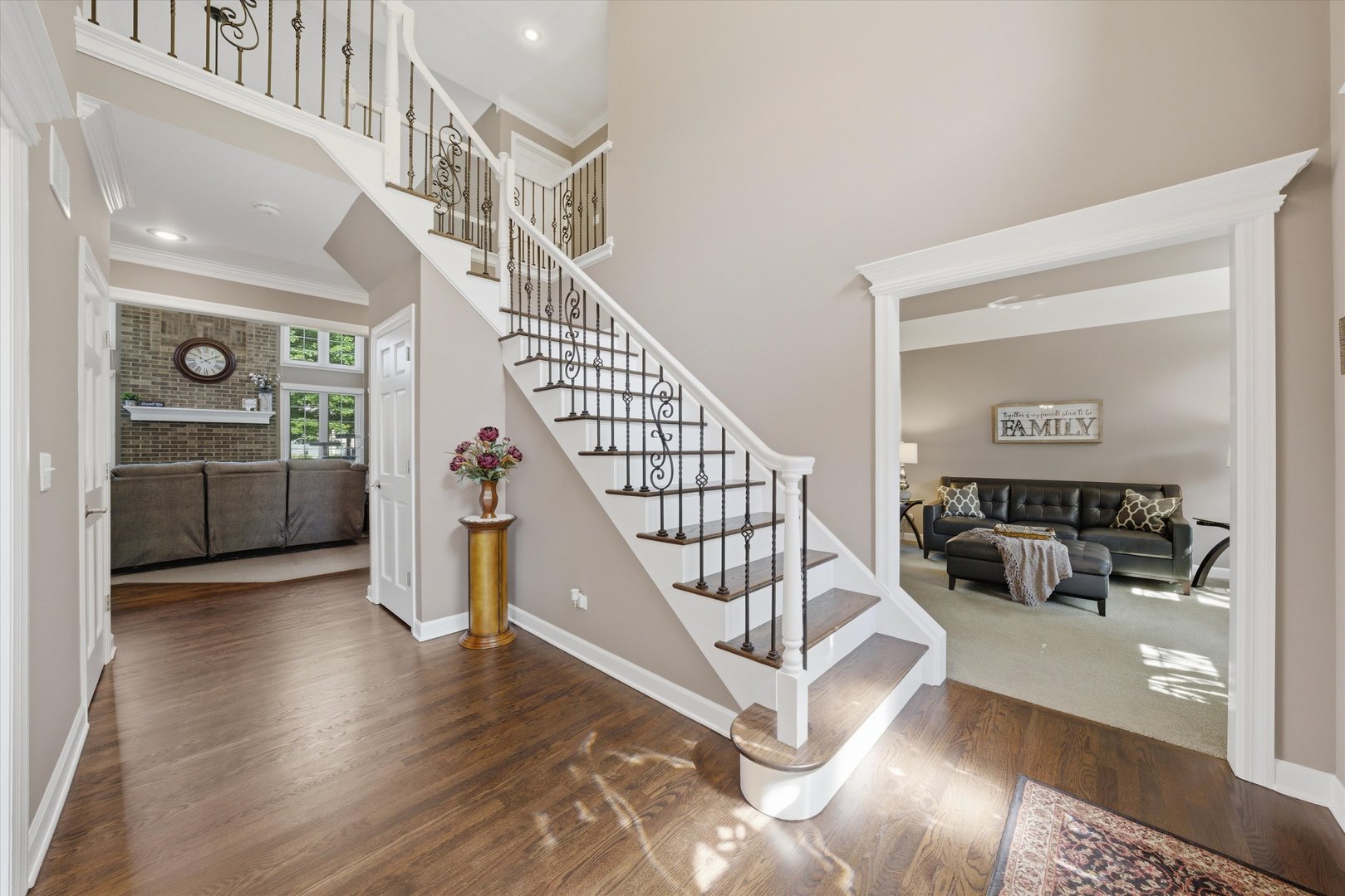 1592 Jeanel Lane