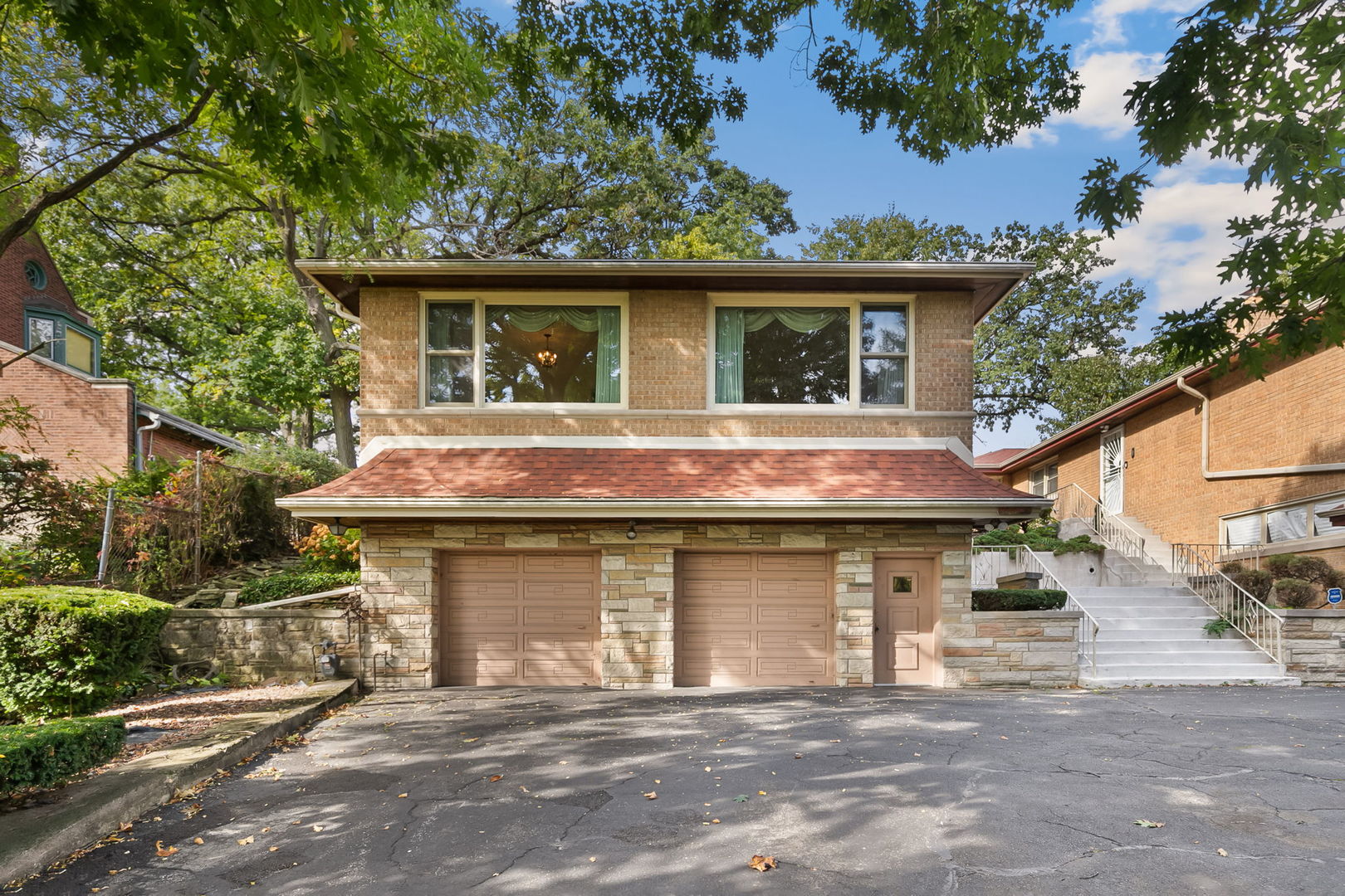 10606 S Longwood Drive