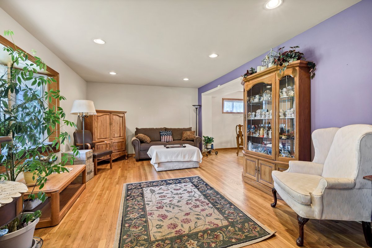 612 Fairview Lane