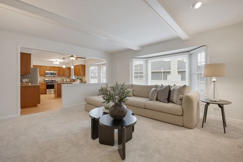 Tiny photo for 201 N Cambridge Drive, Geneva, IL 60134 (MLS # 12503313)