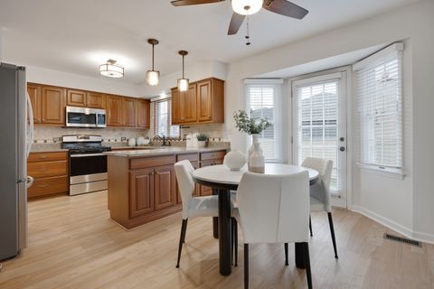 Tiny photo for 201 N Cambridge Drive, Geneva, IL 60134 (MLS # 12503313)