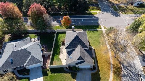 Tiny photo for 201 N Cambridge Drive, Geneva, IL 60134 (MLS # 12503313)