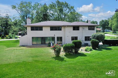 Tiny photo for 124 E Monterey Avenue, Schaumburg, IL 60193 (MLS # 12332029)