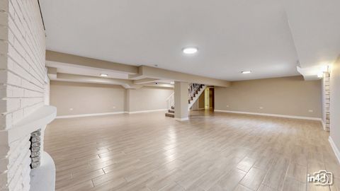 Tiny photo for 124 E Monterey Avenue, Schaumburg, IL 60193 (MLS # 12332029)