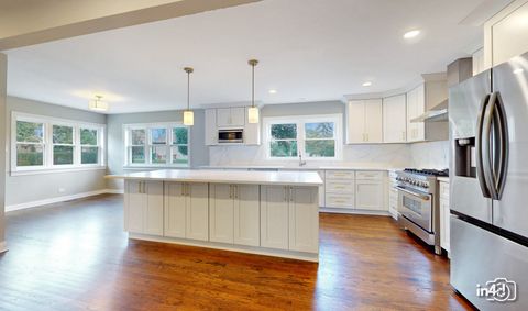 Tiny photo for 124 E Monterey Avenue, Schaumburg, IL 60193 (MLS # 12332029)
