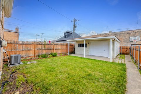 Tiny photo for 5631 W 64th Place, Chicago, IL 60638 (MLS # 12493331)