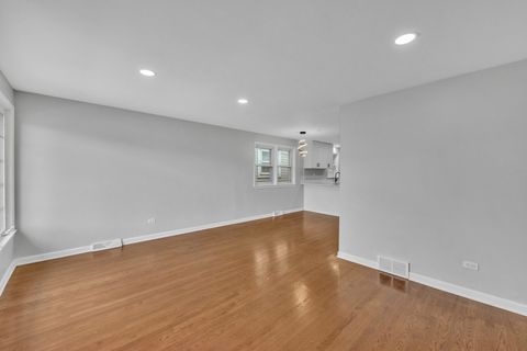 Tiny photo for 5631 W 64th Place, Chicago, IL 60638 (MLS # 12493331)