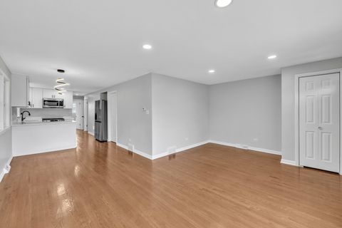 Tiny photo for 5631 W 64th Place, Chicago, IL 60638 (MLS # 12493331)