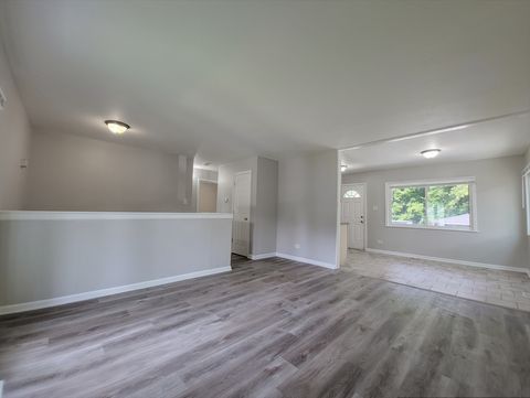 Tiny photo for 349 E Maple Drive, Glenwood, IL 60425 (MLS # 12439034)