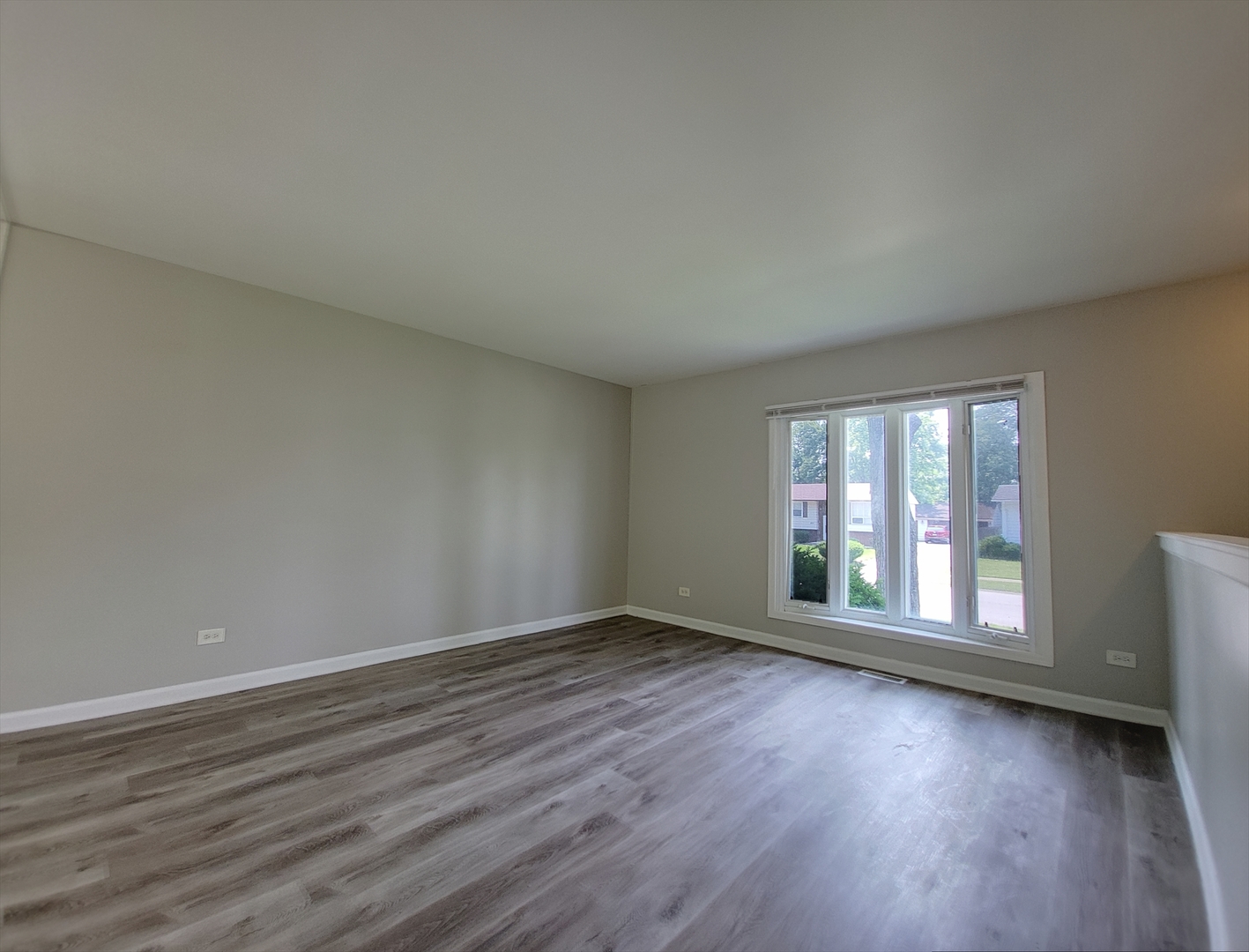 349 E Maple Drive