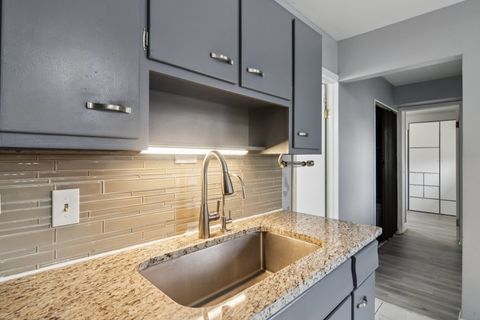 Tiny photo for 1625 Dennison Road, Hoffman Estates, IL 60169 (MLS # 12590293)