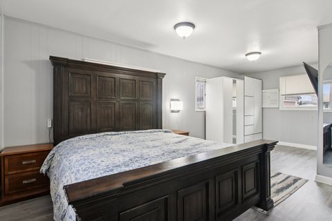 Tiny photo for 1625 Dennison Road, Hoffman Estates, IL 60169 (MLS # 12590293)