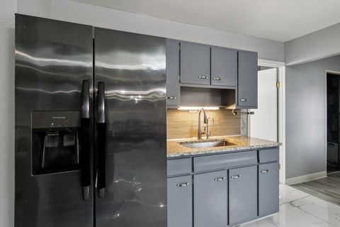 Tiny photo for 1625 Dennison Road, Hoffman Estates, IL 60169 (MLS # 12590293)