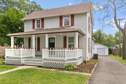 Photo of 1525 Burr Oak Road, Homewood, IL 60430 (MLS # 12607386)