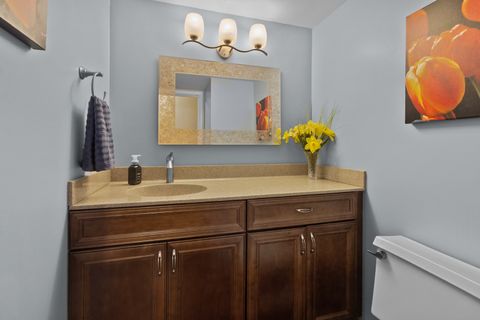 Tiny photo for 139 Windsor Drive #123, Vernon Hills, IL 60061 (MLS # 12465203)