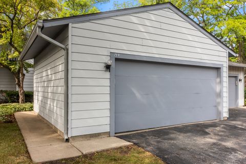 Tiny photo for 139 Windsor Drive #123, Vernon Hills, IL 60061 (MLS # 12465203)