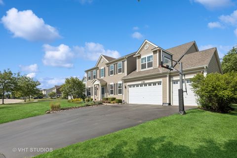 Tiny photo for 11581 BEACON Avenue, Huntley, IL 60142 (MLS # 12452481)