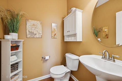 Tiny photo for 11581 BEACON Avenue, Huntley, IL 60142 (MLS # 12452481)