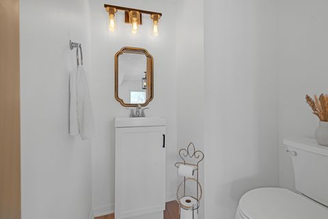 Tiny photo for 377 Locksley Drive, Streamwood, IL 60107 (MLS # 12614486)