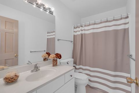 Tiny photo for 377 Locksley Drive, Streamwood, IL 60107 (MLS # 12614486)