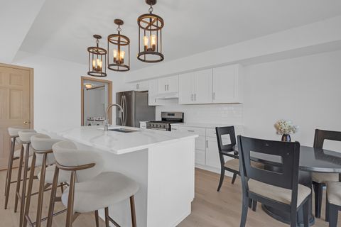 Tiny photo for 377 Locksley Drive, Streamwood, IL 60107 (MLS # 12614486)