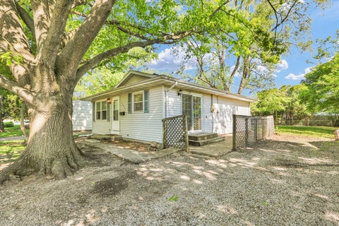 Tiny photo for 2308 Lantern Hill Drive, Urbana, IL 61802 (MLS # 12631762)