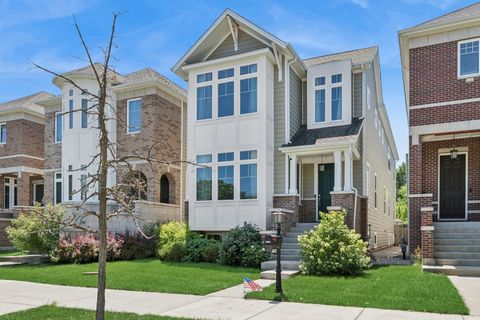 Photo of 6092 N Sauganash Avenue, Chicago, IL 60646 (MLS # 12691242)
