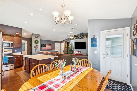 Tiny photo for 1460 LAWRENCE Avenue, Camanche, IA 52730 (MLS # QC4269072)