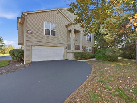 Tiny photo for 961 Ellsworth Drive #2, Grayslake, IL 60030 (MLS # 12717293)