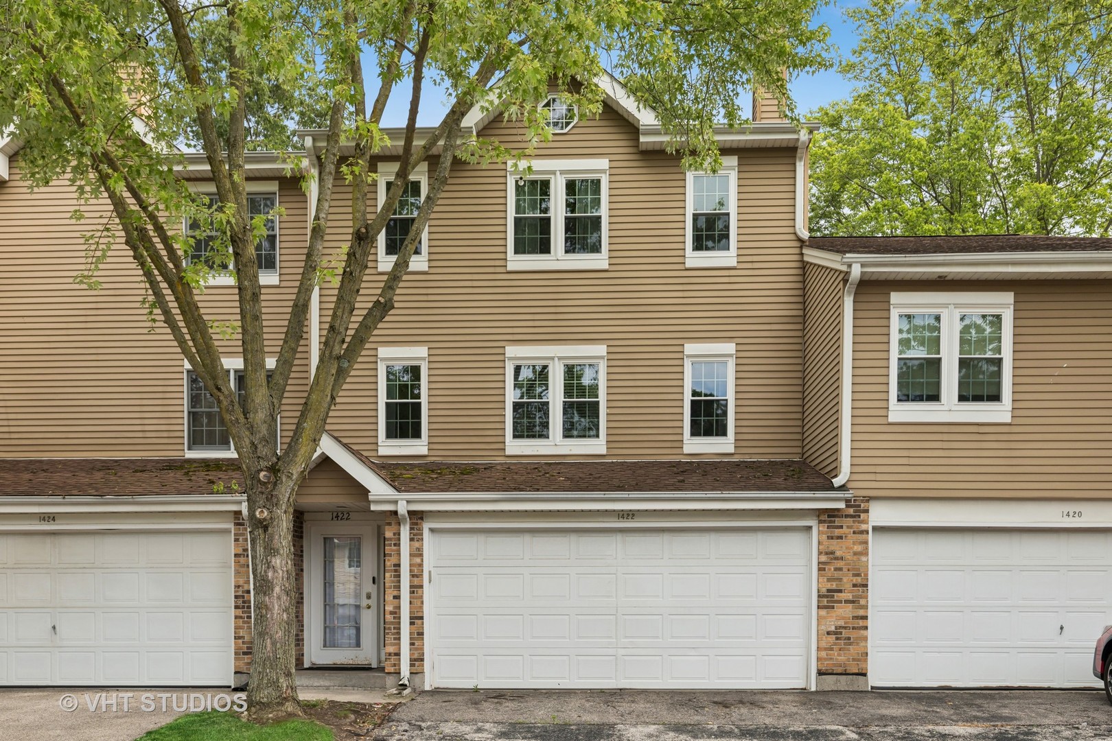 1422 Oakleaf Lane